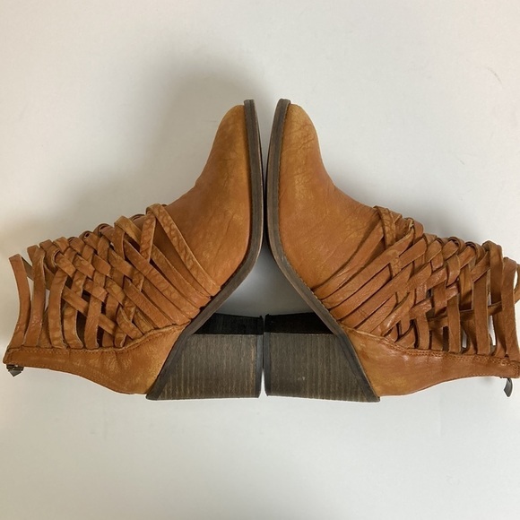 Free People Carerra Bootie 8.5 Tan Leather Woven Boho Festival Coastal Cowgirl - Picture 13 of 16
